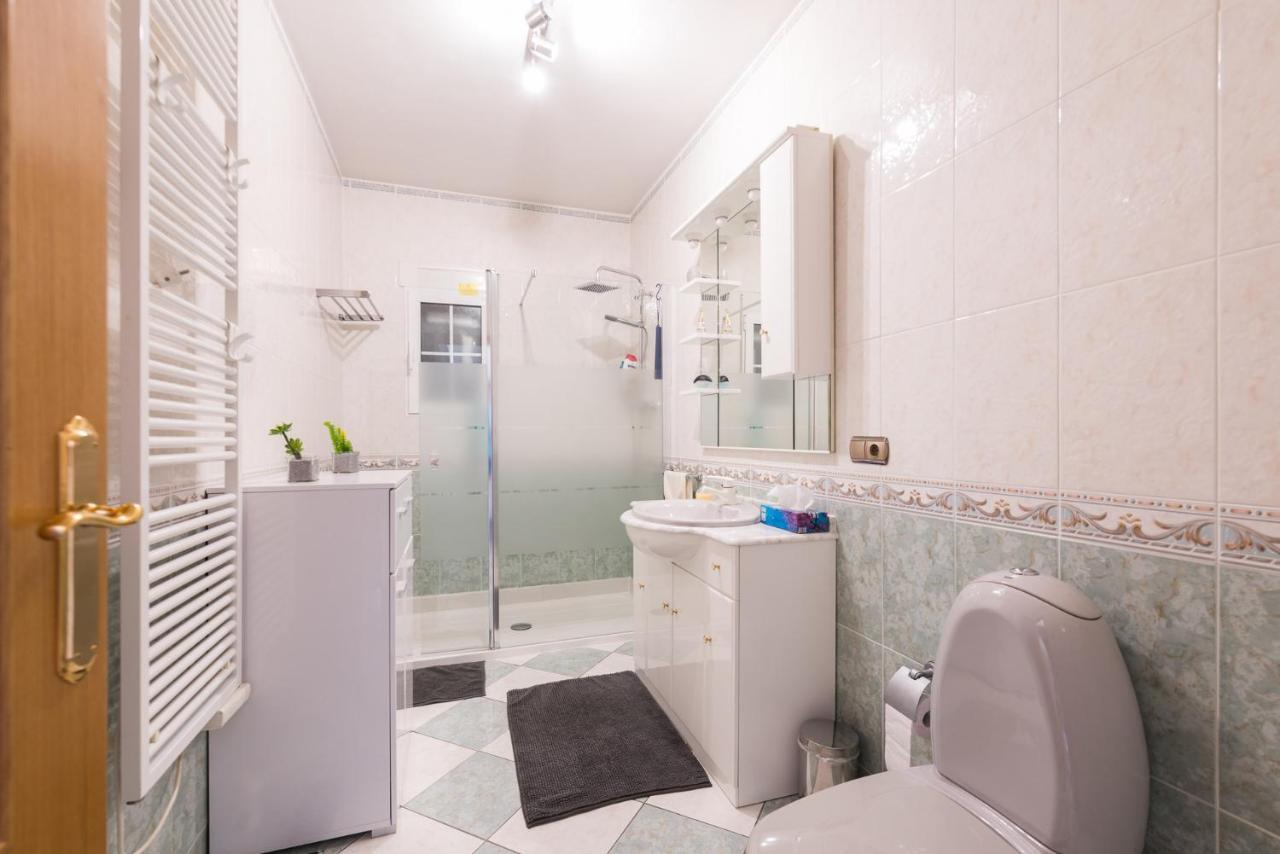 אל קאמפיו Villa Bruges Busot 3 Bath 3 Bed מראה חיצוני תמונה