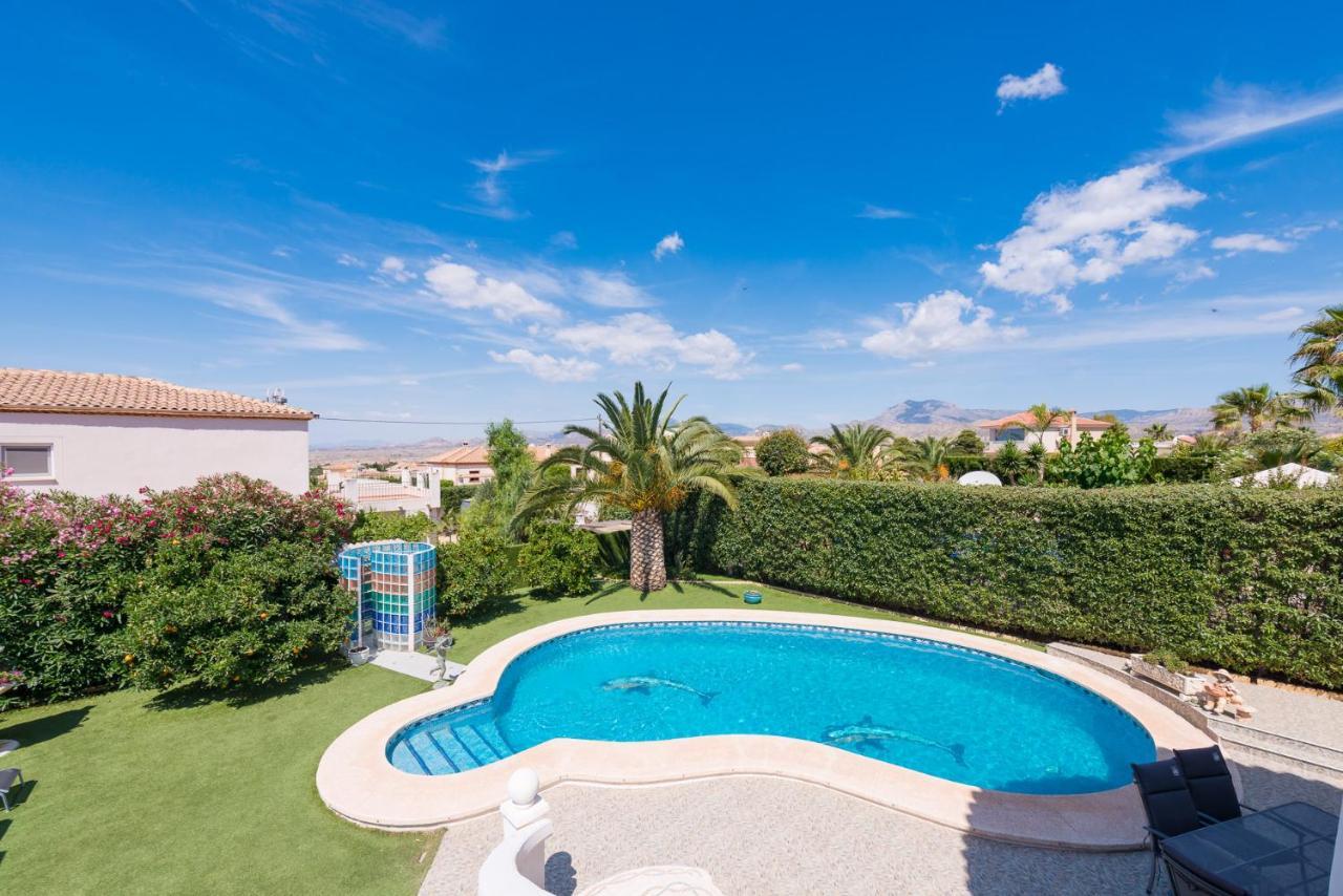 אל קאמפיו Villa Bruges Busot 3 Bath 3 Bed מראה חיצוני תמונה