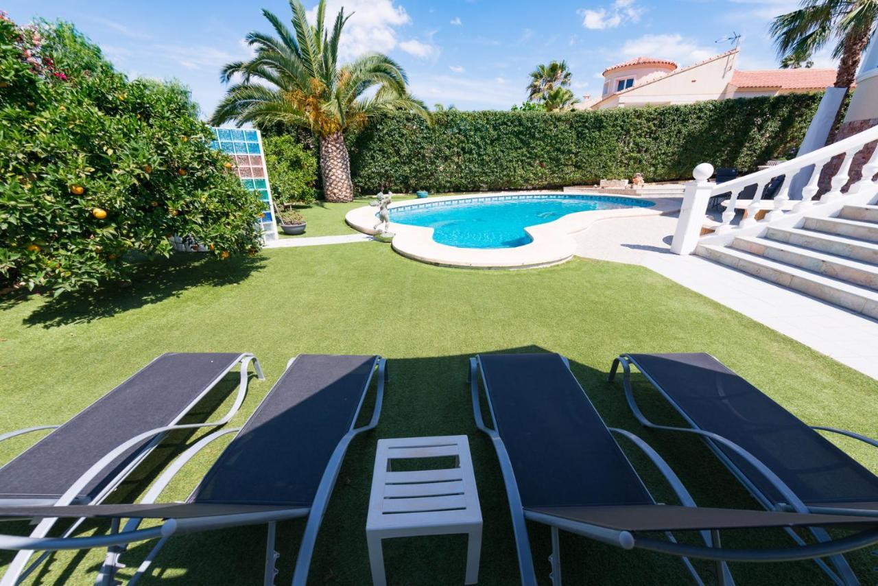 אל קאמפיו Villa Bruges Busot 3 Bath 3 Bed מראה חיצוני תמונה