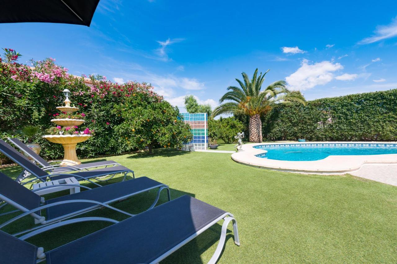 אל קאמפיו Villa Bruges Busot 3 Bath 3 Bed מראה חיצוני תמונה