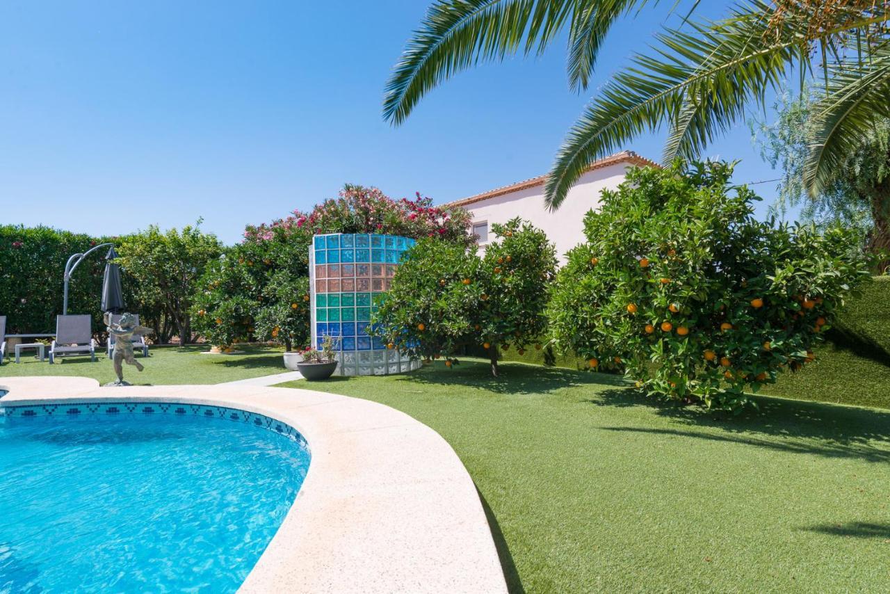 אל קאמפיו Villa Bruges Busot 3 Bath 3 Bed מראה חיצוני תמונה
