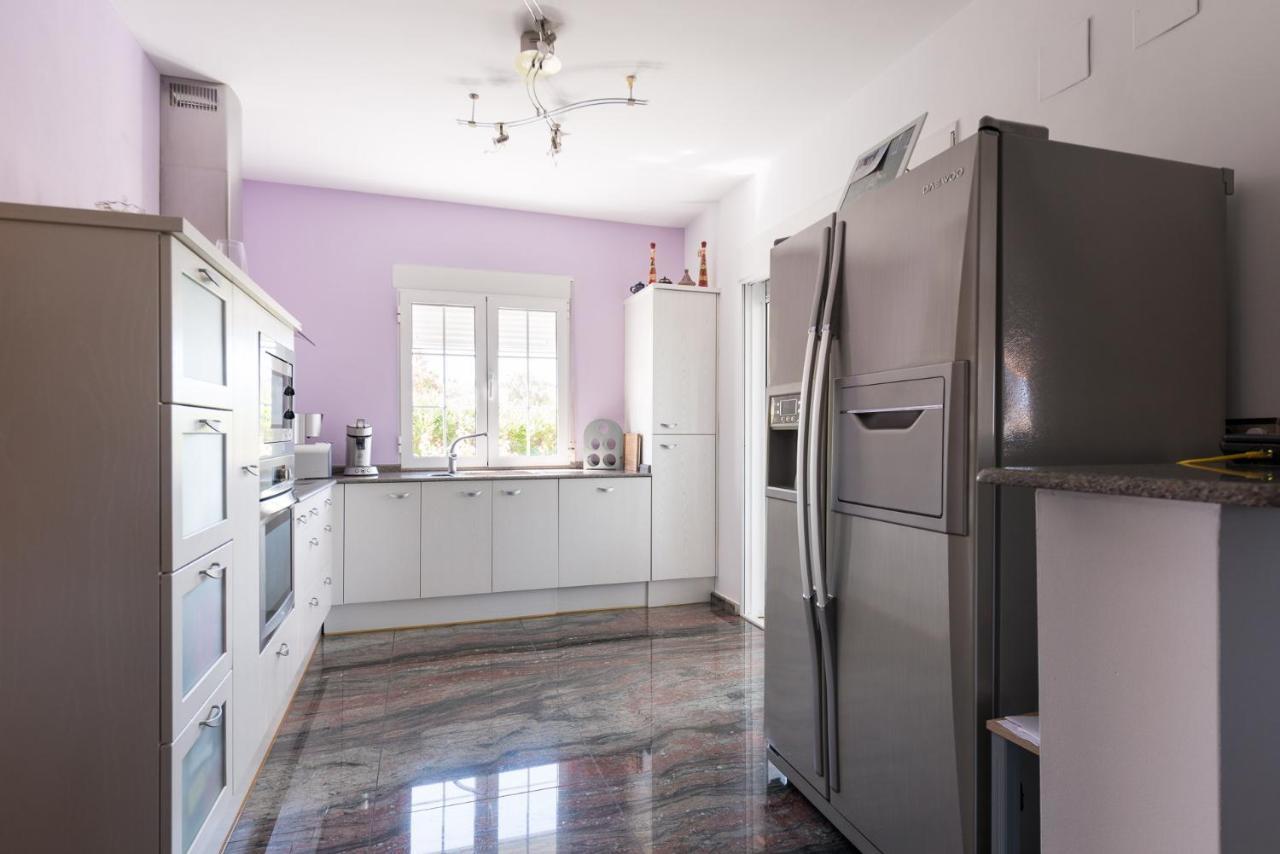 אל קאמפיו Villa Bruges Busot 3 Bath 3 Bed מראה חיצוני תמונה